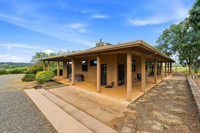 17205 Black Oak Hill Drive, Middletown, CA 95461