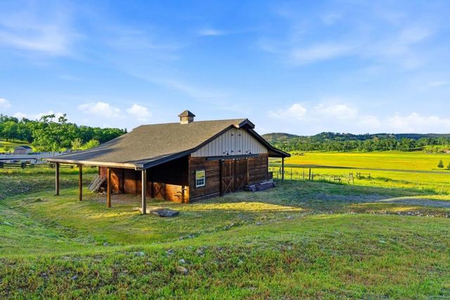 17205 Black Oak Hill Drive, Middletown, CA 95461