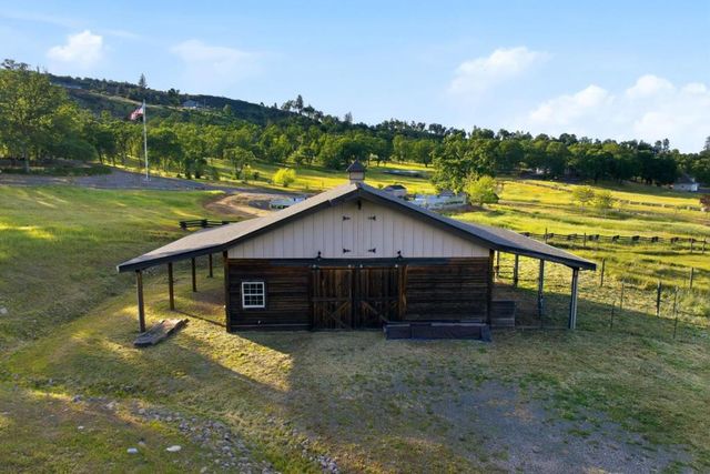 17205 Black Oak Hill Drive, Middletown, CA 95461