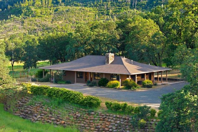 17205 Black Oak Hill Drive, Middletown, CA 95461