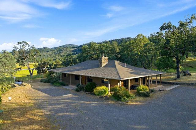 17205 Black Oak Hill Drive, Middletown, CA 95461