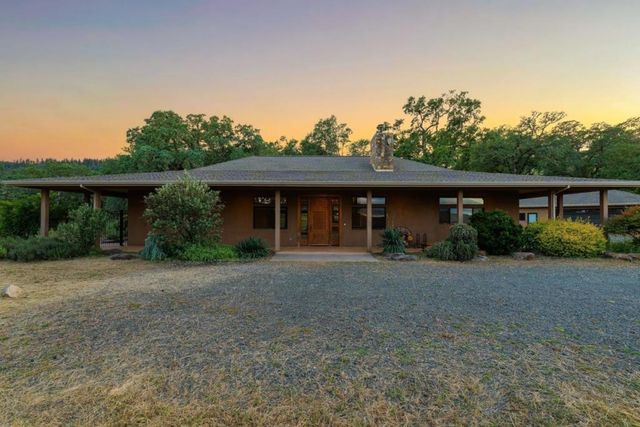17205 Black Oak Hill Drive, Middletown, CA 95461