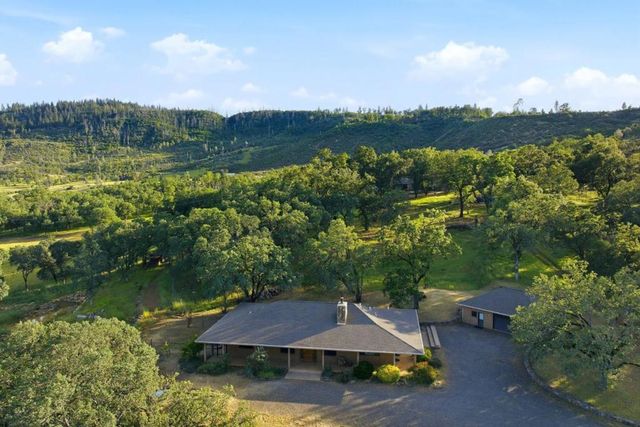 17205 Black Oak Hill Drive, Middletown, CA 95461