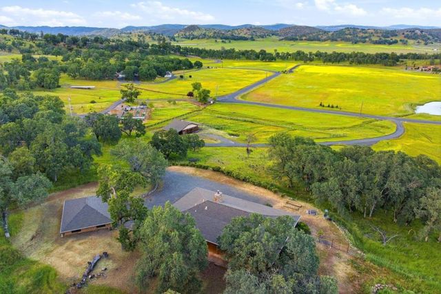 17205 Black Oak Hill Drive, Middletown, CA 95461