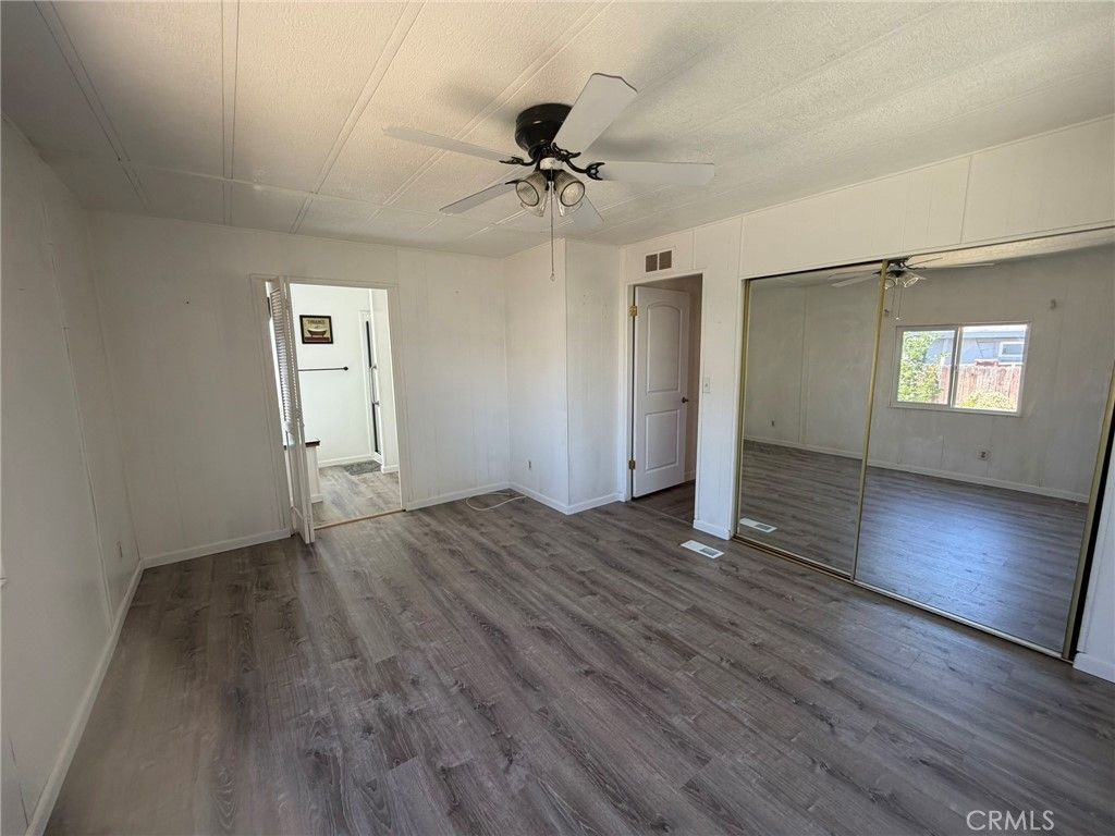 Image 22 of property listing at 3535 Stine, Bakersfield, CA 93309