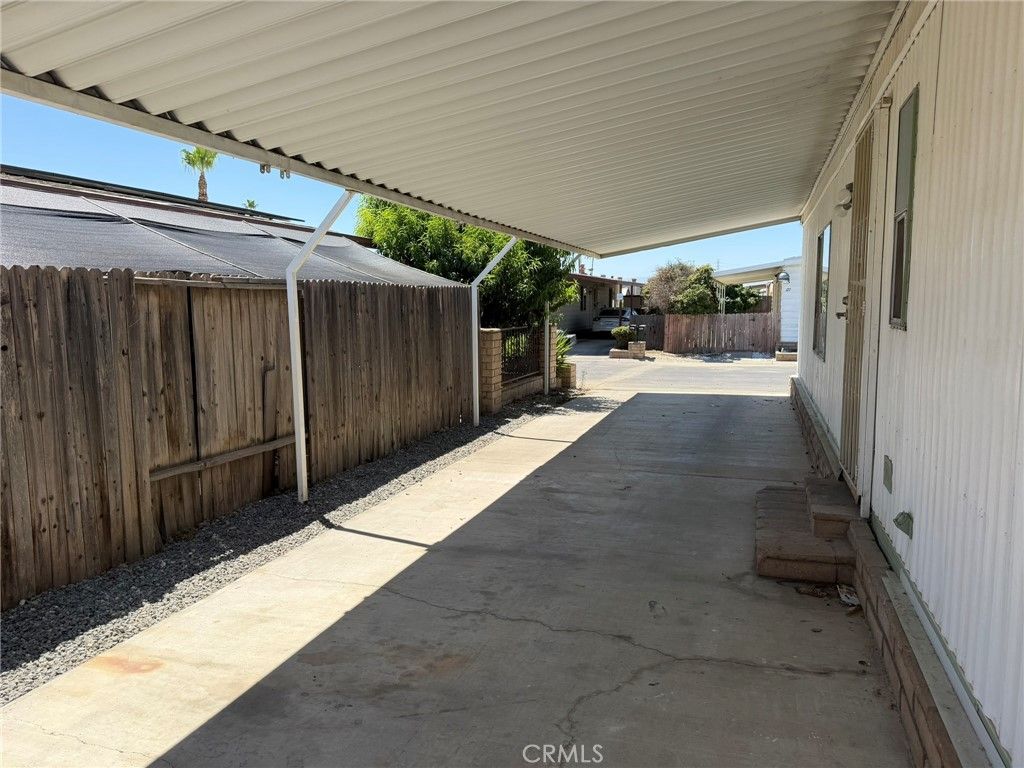 Image 35 of property listing at 3535 Stine, Bakersfield, CA 93309