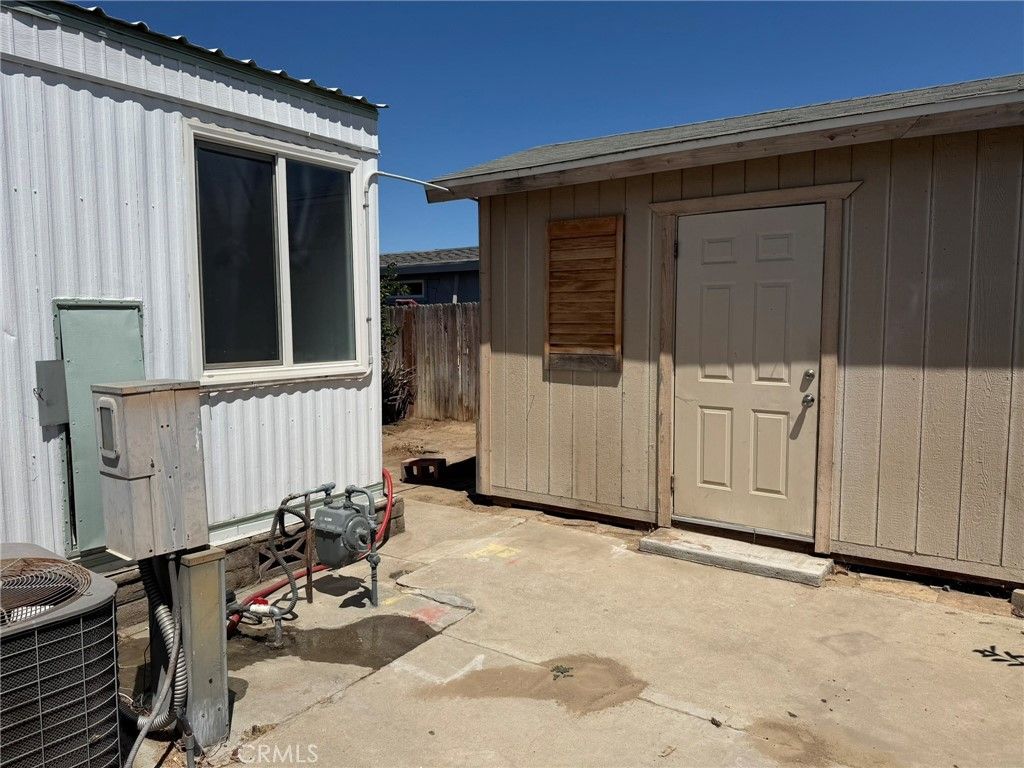 Image 39 of property listing at 3535 Stine, Bakersfield, CA 93309
