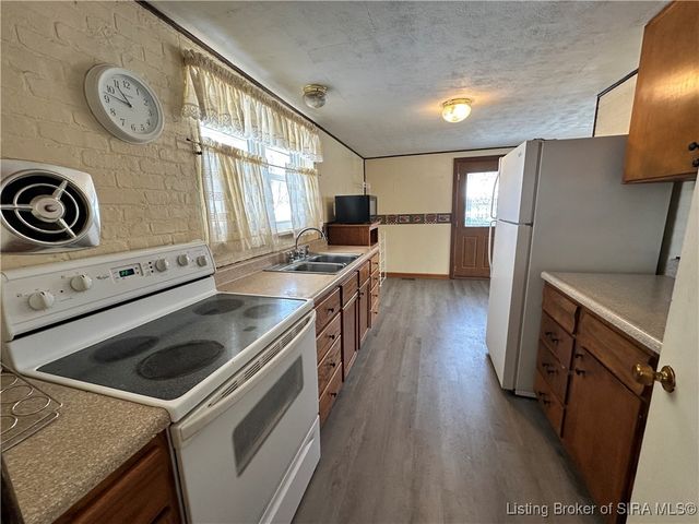 134 W First Street, Hanover, IN 47243