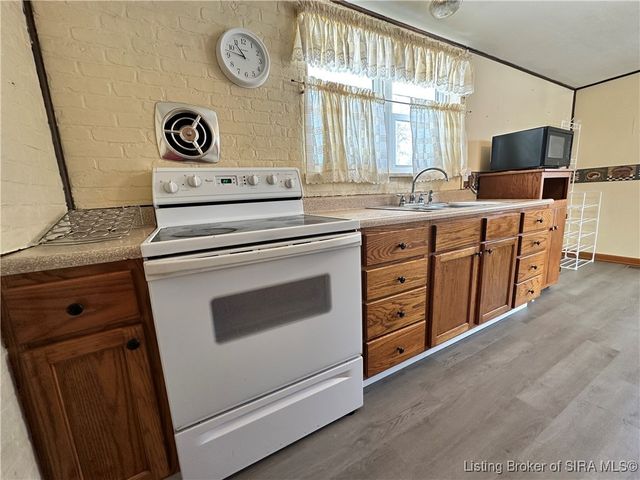 134 W First Street, Hanover, IN 47243