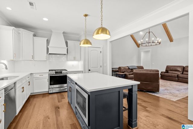 1995 CYRUS COVE DRIVE, Hoover, AL 35244