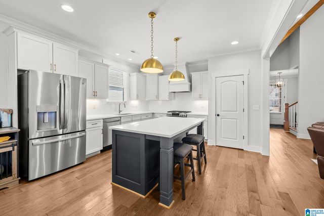 1995 CYRUS COVE DRIVE, Hoover, AL 35244