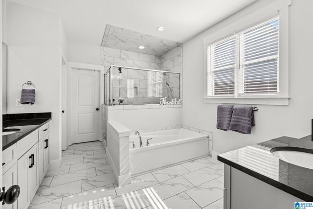 1995 CYRUS COVE DRIVE, Hoover, AL 35244