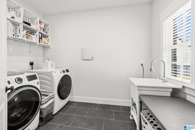 1995 CYRUS COVE DRIVE, Hoover, AL 35244