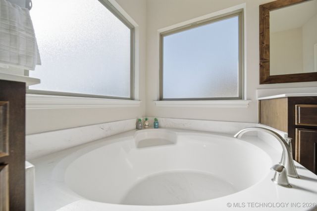 4302 S Woodland Avenue, Sand Springs, OK 74063