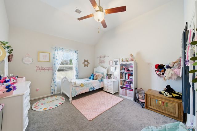 4302 S Woodland Avenue, Sand Springs, OK 74063