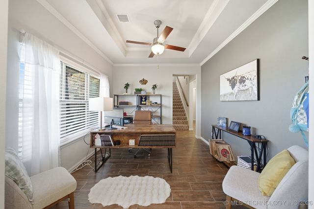 4302 S Woodland Avenue, Sand Springs, OK 74063