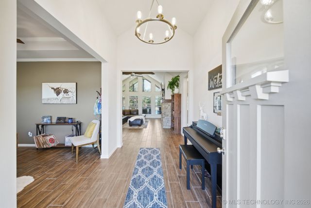 4302 S Woodland Avenue, Sand Springs, OK 74063