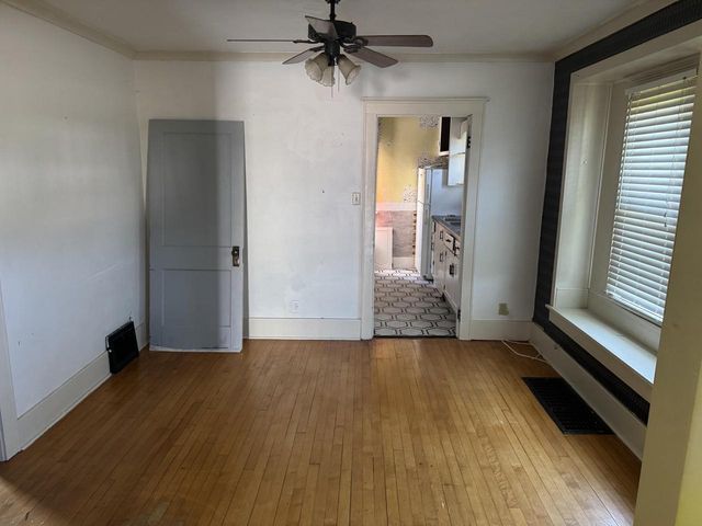 517 S Baird STREET, Green Bay, WI 54301