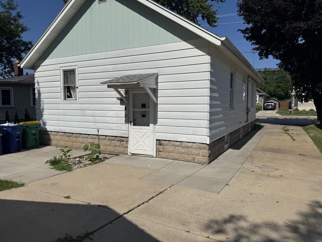 517 S Baird STREET, Green Bay, WI 54301