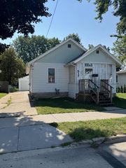 517 S Baird STREET, Green Bay, WI 54301