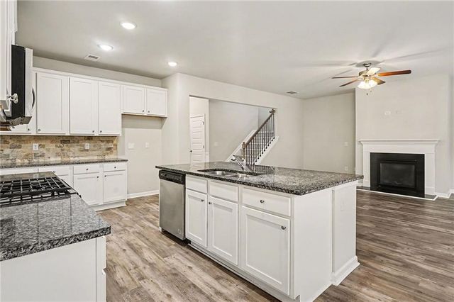 2464 Hanover Woods Road, Lithonia, GA 30058