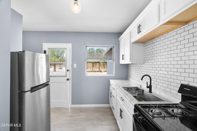 8401 MOUNT BALDY Drive, El Paso, TX 79904