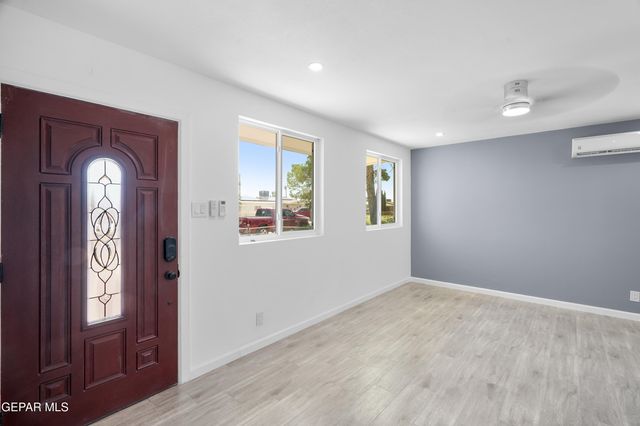 8401 MOUNT BALDY Drive, El Paso, TX 79904