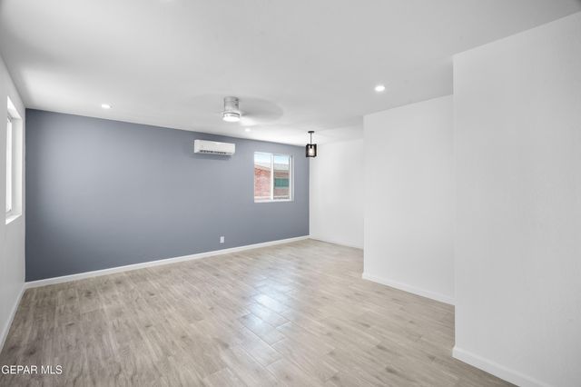8401 MOUNT BALDY Drive, El Paso, TX 79904