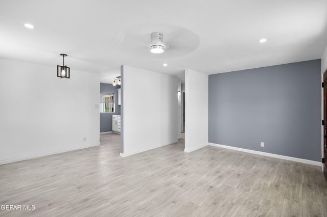 8401 MOUNT BALDY Drive, El Paso, TX 79904