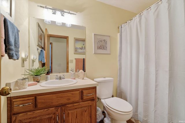 834 Deerfield Road, Anderson, IN 46012