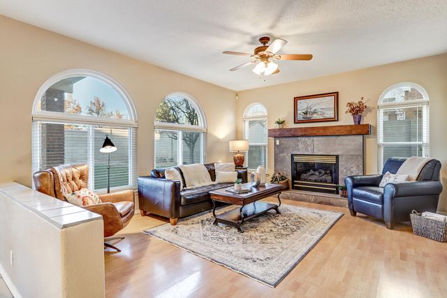 8701 Hampton Avenue NE, Albuquerque, NM 87122