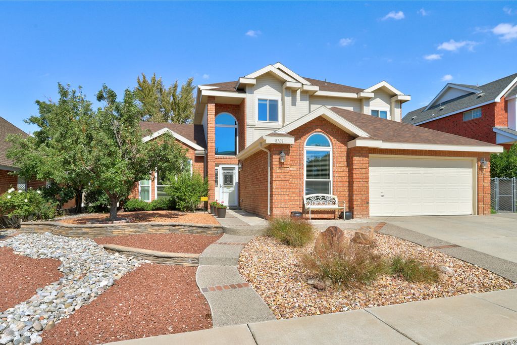 8701 Hampton Avenue NE, Albuquerque, NM 87122