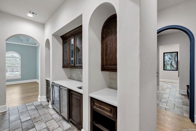 619 Legacy Rdg, San Antonio, TX 78260