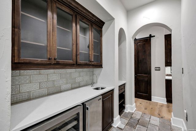 619 Legacy Rdg, San Antonio, TX 78260