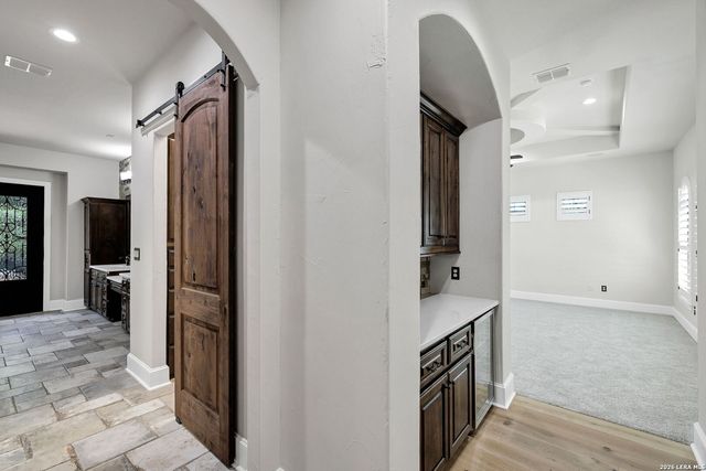 619 Legacy Rdg, San Antonio, TX 78260