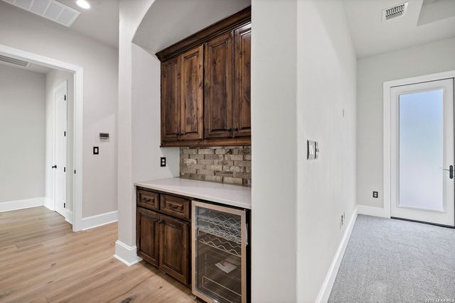 619 Legacy Rdg, San Antonio, TX 78260