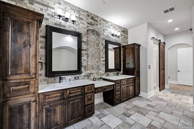 619 Legacy Rdg, San Antonio, TX 78260