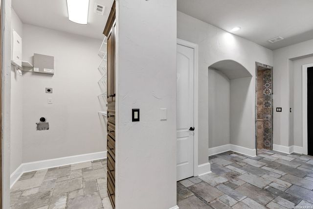 619 Legacy Rdg, San Antonio, TX 78260