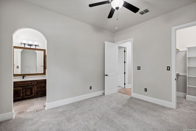 619 Legacy Rdg, San Antonio, TX 78260