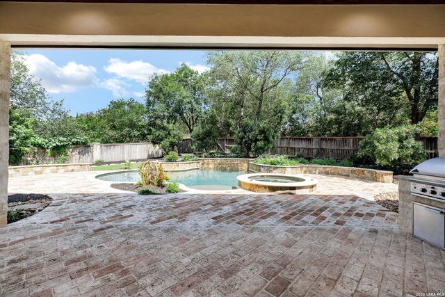 619 Legacy Rdg, San Antonio, TX 78260