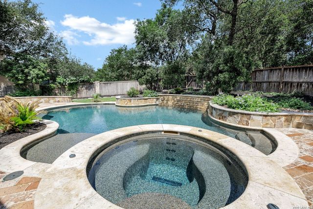 619 Legacy Rdg, San Antonio, TX 78260