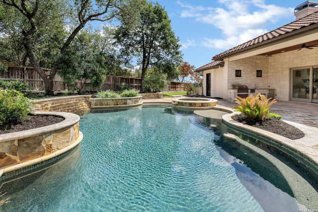 619 Legacy Rdg, San Antonio, TX 78260
