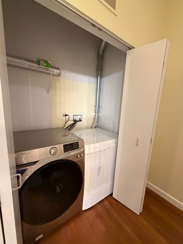 1720 S Michigan Avenue 1202, Chicago, IL 60616