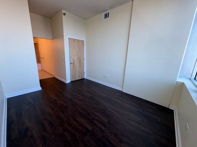 1720 S Michigan Avenue 1202, Chicago, IL 60616