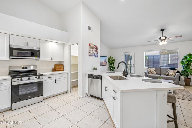 64 N 63RD Street 43, Mesa, AZ 85205