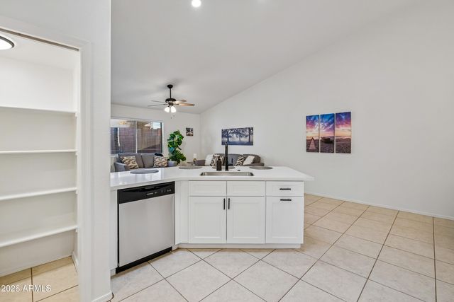 64 N 63RD Street 43, Mesa, AZ 85205