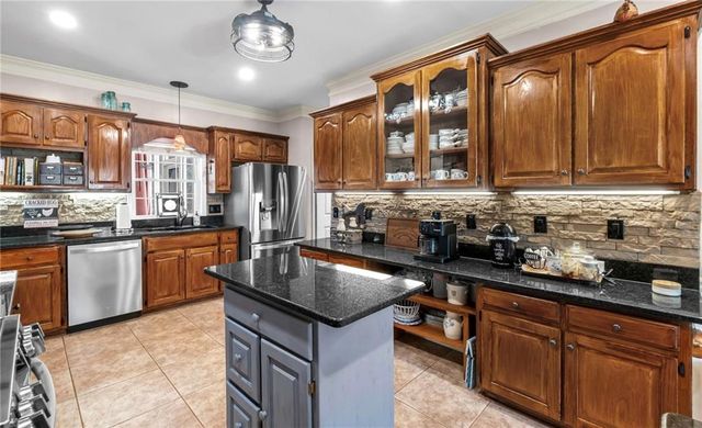 3204 Reavis Mountain Road, Ball Ground, GA 30107