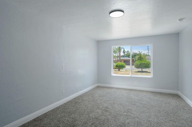 2719 E Norwich Avenue, Fresno, CA 93726