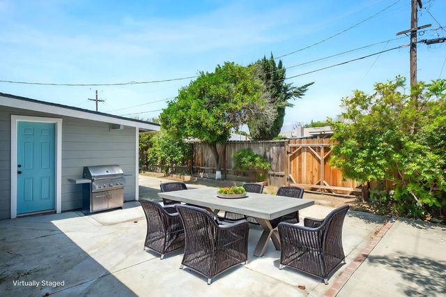 2719 E Norwich Avenue, Fresno, CA 93726