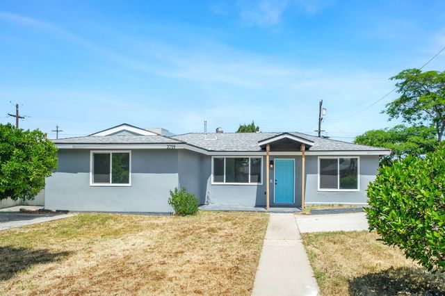 2719 E Norwich Avenue, Fresno, CA 93726